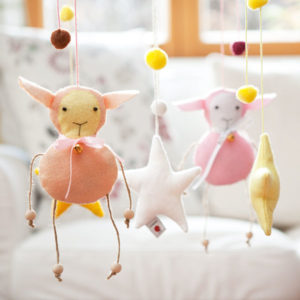 Baby-Mobile Schäfchen