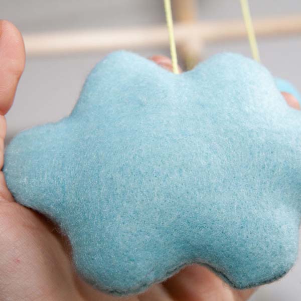 Baby-Mobile Vogel im Wald – Bild 4