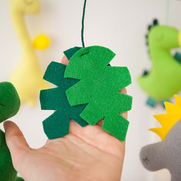 Baby-Mobile Dinosaurier – Bild 2