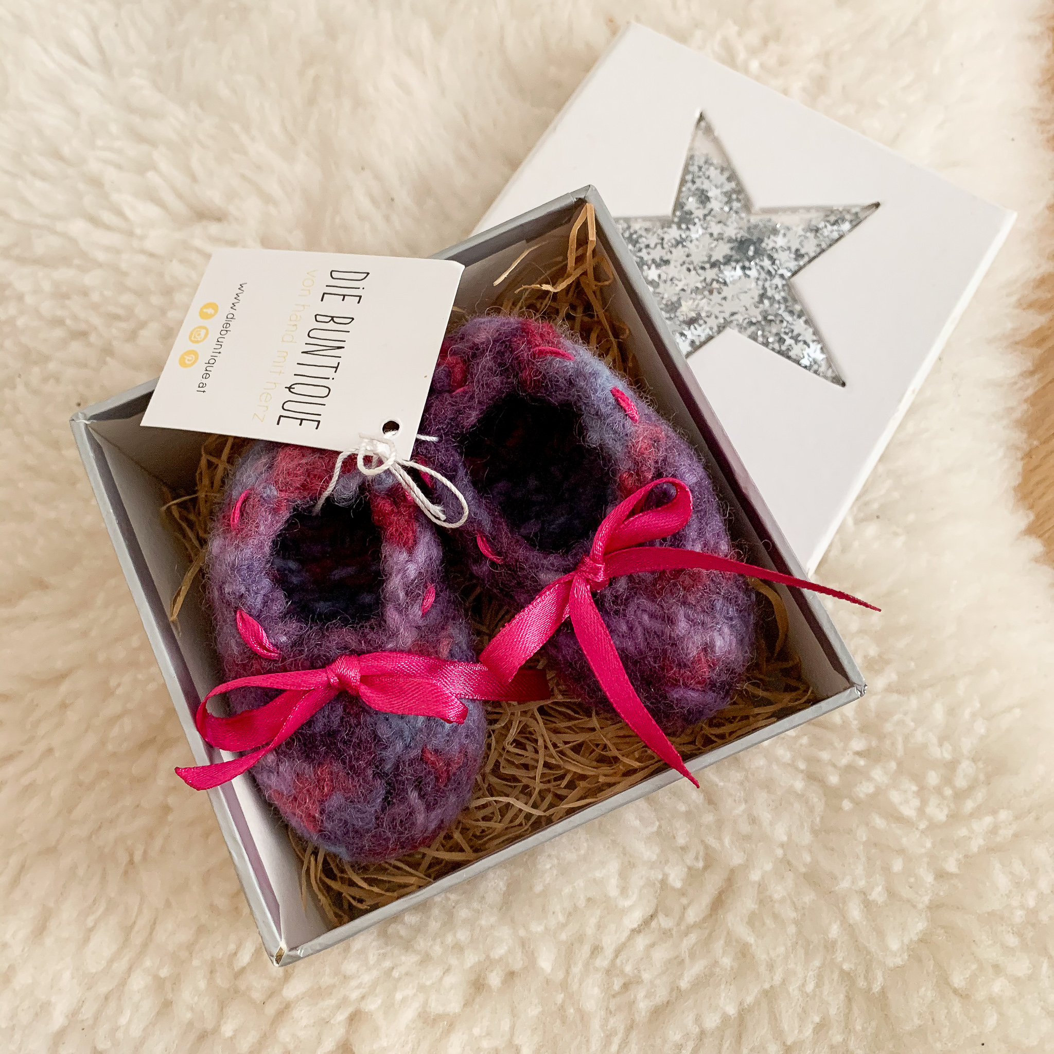 Geschenkbox - Babyschuhe lila – Bild 6
