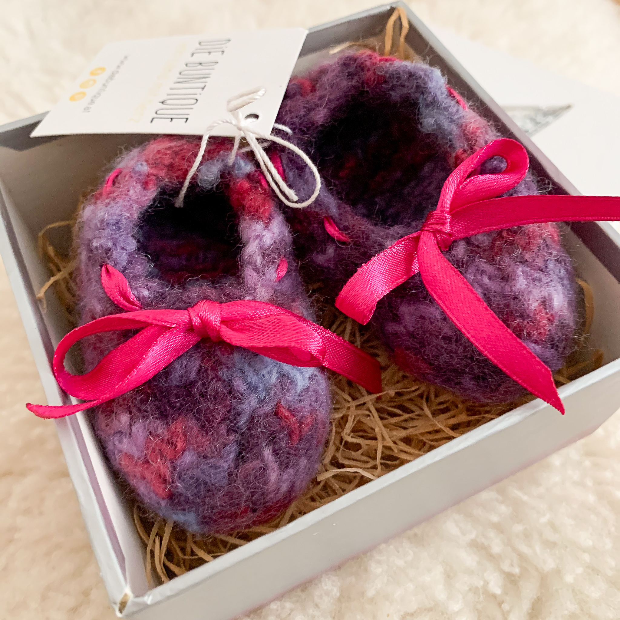 Geschenkbox - Babyschuhe lila – Bild 7