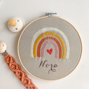 Stickrahmen Regenbogen